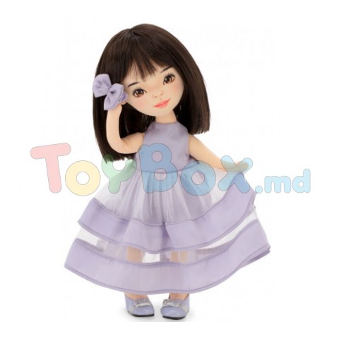 Orange Toys SS04-04 Păpuşă Leela într-o rochie violetă, 32 cm