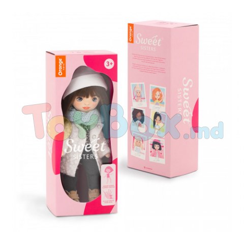Orange Toys SS03-09 Papusa Sophie într-o haină albă, 32 cm