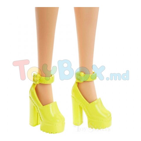 Barbie HPF73 Papusa 